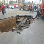 آسفالت در منطقه معین زاده اهواز نشست کرد