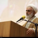 مشاور دبیر مجمع تشخیص مصلحت نظام : عشایر بختیاری همواره گوش به فرمان مقتدای خود هستند