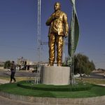 رونمایی از تندیس سردار شهید حاج قاسم سلیمانی در میدان ورودی مسجدسلیمان