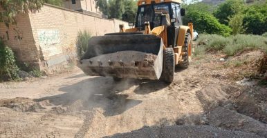 پاسخ شهرداری مسجدسلیمان به مطالبه ساکنان مالجونکی با اجرای عملیات پاکسازی و زیرسازی معابر