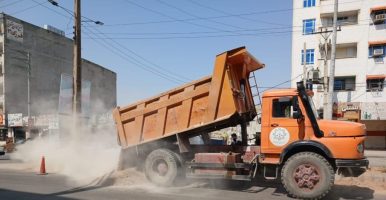 پایان عملیات زیرسازی محور سرکوره ها به میدان باشگاه مرکزی؛ مسیر برای اجرای آسفالت آماده شد