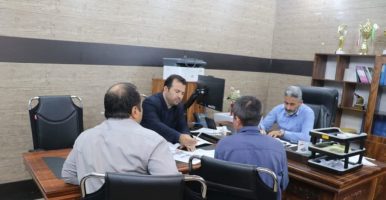 گفتگوی رو در رو با هدف گره گشایی از مشکلات شهروندان؛ ملاقات مردمی سرپرست شهرداری مسجدسلیمان برگزار شد