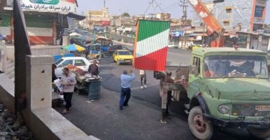 تداوم ساماندهی معابر شهری؛ جمع آوری دکه های غیر مجاز همچنان در دستور کار مدیریت شهری