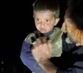 پایان خوشِ عملیات جستجو پس از ۱۲ ساعت، کودک مفقود شده اندیکایی به آغوش خانواده بازگشت